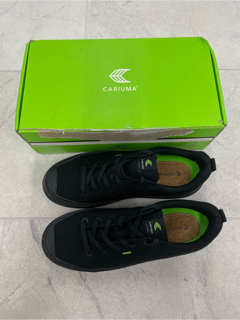 (CA-27) Cariuma IBI Low Knit Sneaker